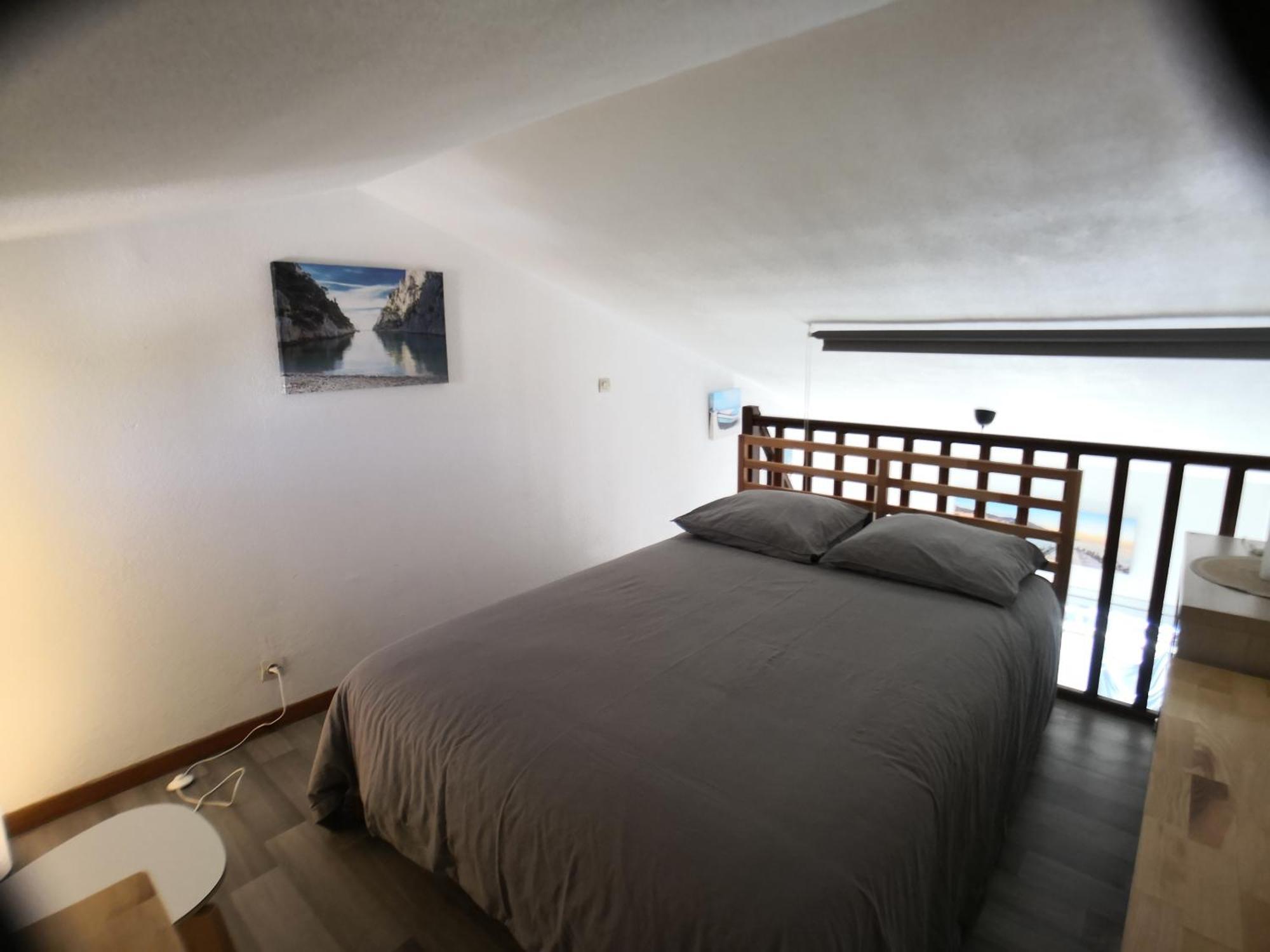 Апартаменты Duplex Hyeres Port Экстерьер фото